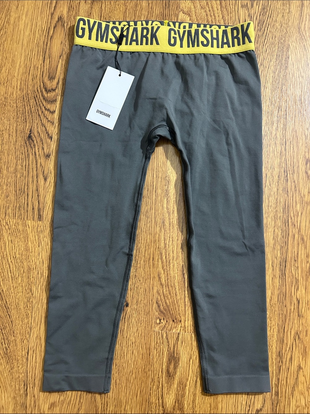 NWT Gymshark Cropped Leggings